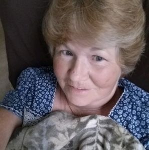 Meet your Posher, Jenine